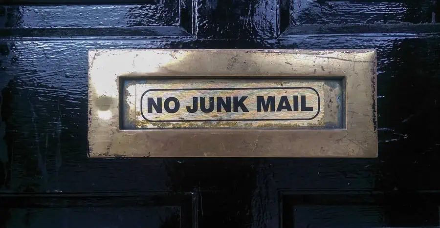 No Junk Mails als Türschild